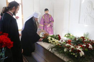 В Нижнем Новгороде молитвенно помянули митрополита Нижегородского и Арзамасского Николая
