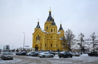 Митрополит Георгий возглавил Божественную литургию в Александро-Невском кафедральном соборе Нижнего Новгорода