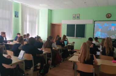 Ученики Александро-Невской гимназии приняли участие в едином открытом уроке «Защитники мира» 3 марта 2022 года