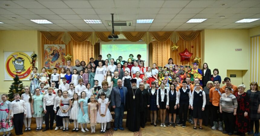 Традиционный ежегодный Рождественский фестиваль «Канавинские соборяне» состоялся 31 января в центре духовно-нравственного воспитания и гражданского образования Канавинского района