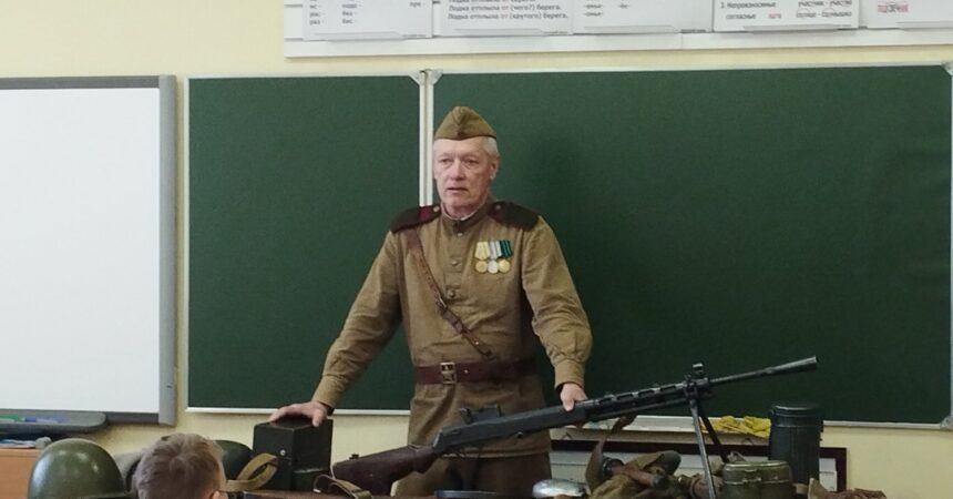 «Урок мужества» в преддверии Дня Победы прошел в 3 «А» классе православной гимназии имени святого благоверного князя Александра Невского