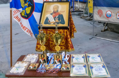 17 мая в Нижегородском областном спортивно-стрелковом клубе регионального отделения ДОСААФ России состоялся V Епархиальный турнир по пулевой стрельбе из малокалиберного оружия среди спортивных команд благочиний Нижегородской епархии