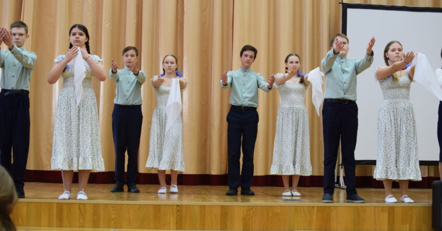 6 мая в стенах Православной гимназии Александра Невского состоялся фестиваль военно-патриотической песни