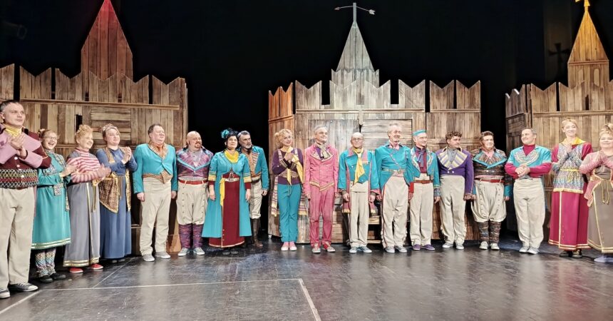 Учащиеся 9 «А» класса Православной гимназии Александра Невского 25 сентября посмотрели гоголевского «Ревизора» на сцене театра «Вера»