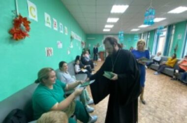 Исполняющий обязанности помощника благочинного Канавинского округа принял участие в мероприятии «С любовью под сердцем»