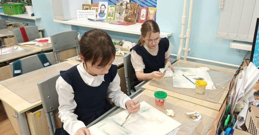 В преддверии Дня матери в 4 «Б» классе Православной гимназии Александра Невского прошёл увлекательный мастер-класс