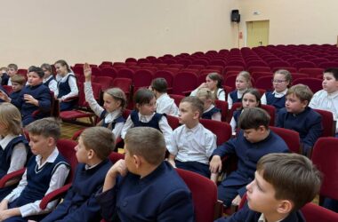 8 декабря в православной гимназии Александра Невского состоялась встреча, посвящённая Дню героев Отечества