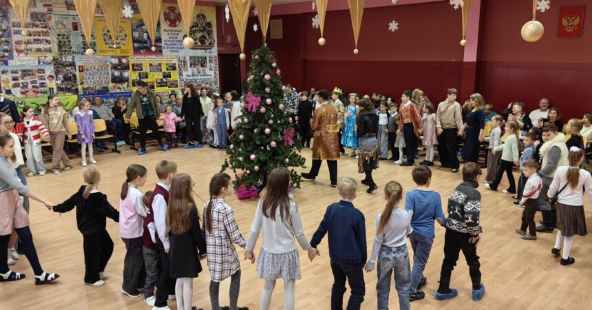 17 января прошел Рождественский праздник воскресной  школы «Одигитрия»