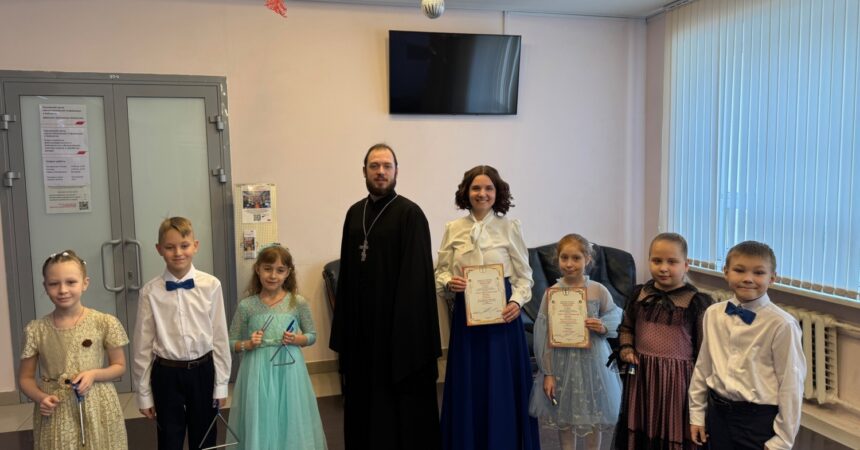 Музыкальный театр «Капельки радости» принял участие в епархиальном фестивале-конкурсе «Свет Рождественской звезды»