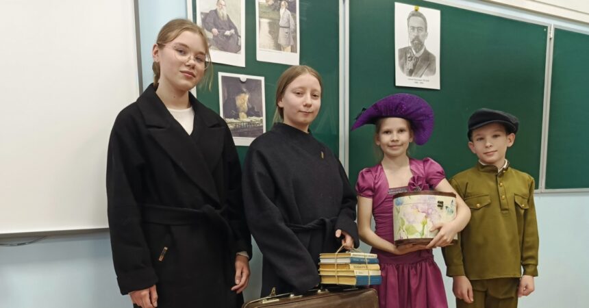 9 февраля ученики 6 «А» класса Православной гимназии Александра Невского инсценировали рассказ Чехова «Толстый и тонкий»