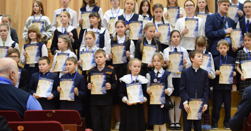 VIII региональная студенческо-ученическая научно-практическая конференция «Александро-Невские чтения» состоялась в православной гимназии Александра Невского