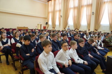 23 марта в актовом зале гимназии Александра Невского прошла лекция «Крым: Вчера. Сегодня. Завтра»