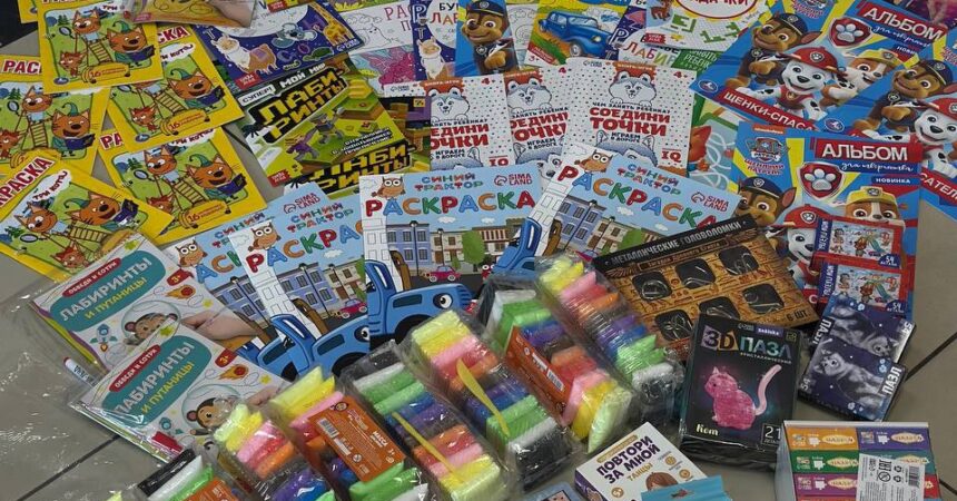 В рамках программы «Лествица добродетелей» православная гимназия Александра Невского шефствует над «Коробкой храбрости» в онкологическом и гематологическом отделениях НОДКБ