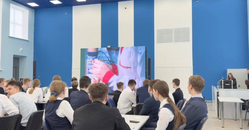 Гимназисты заняли 2 место в интеллектуальном конкурсе «СУПЕРБЛИЦ»