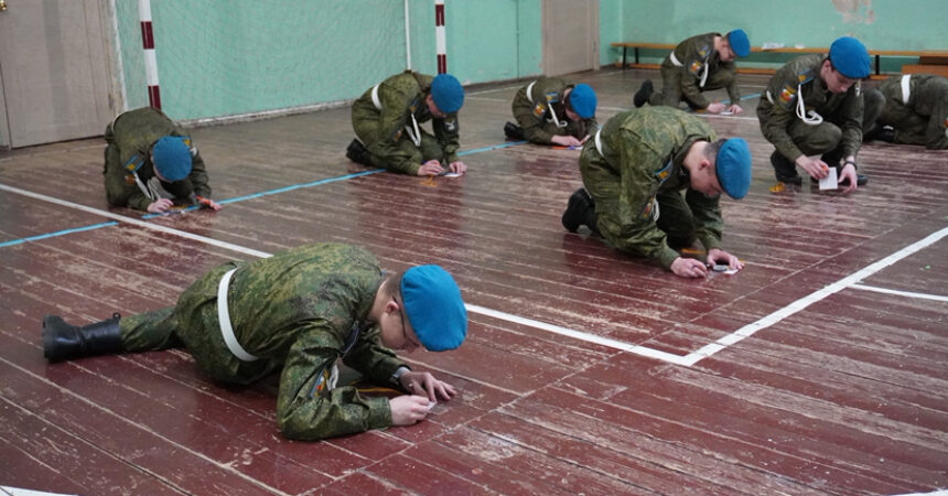 Гимназисты приняли участие в муниципальном этапе военно-патриотической игры «Зарница 2.0»