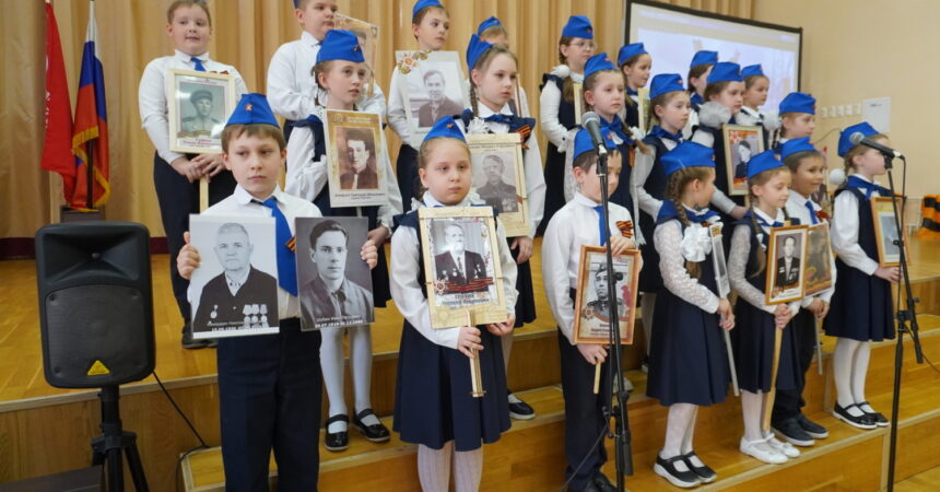 7 мая, в преддверии Дня Великой Победы, в стенах православной Александро-Невской гимназии состоялся фестиваль военно-патриотической песни «Слава. Родина. Честь»