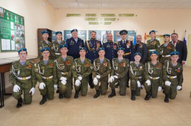 Председатель городской Думы Нижнего Новгорода Евгений Александрович Чинцов встретился с гимназистами