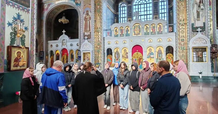 Благочинный Канавинского округа встретился со спортсменами сборной по водному поло